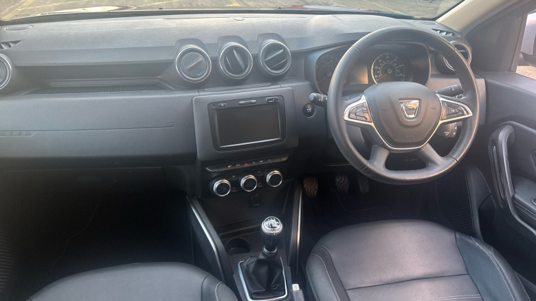 Dacia Duster 1.6 SCe Prestige 5dr Petrol Estate